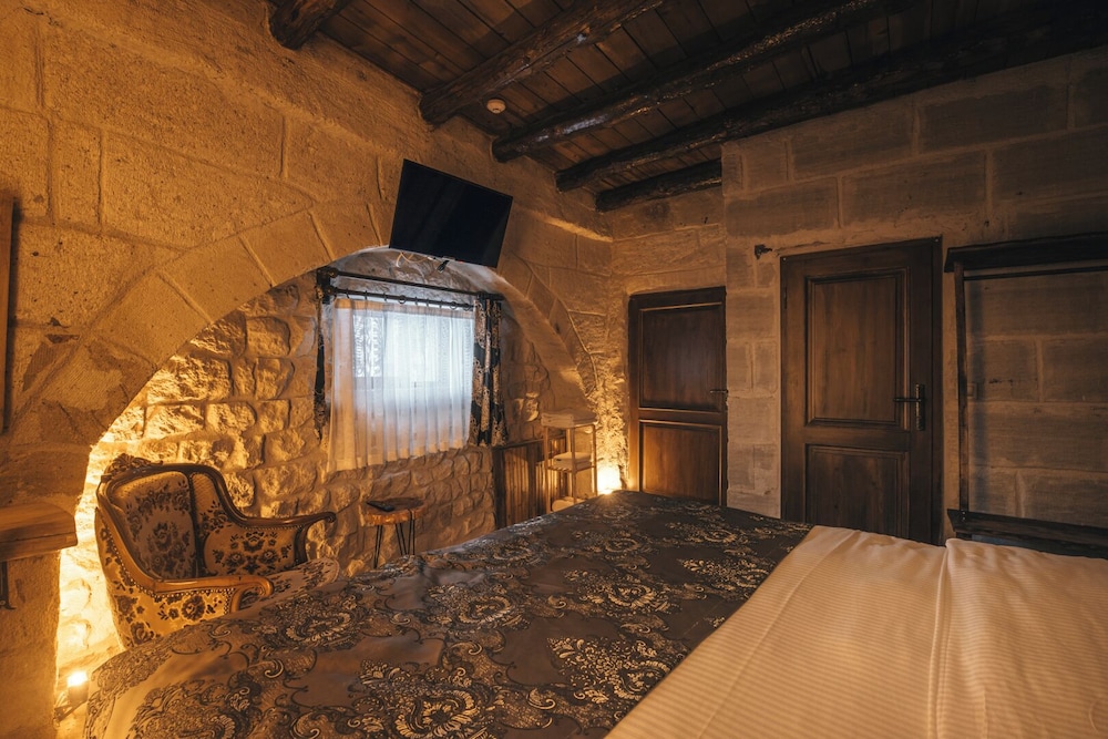 Lubberona Cave Cappadocia 18/50