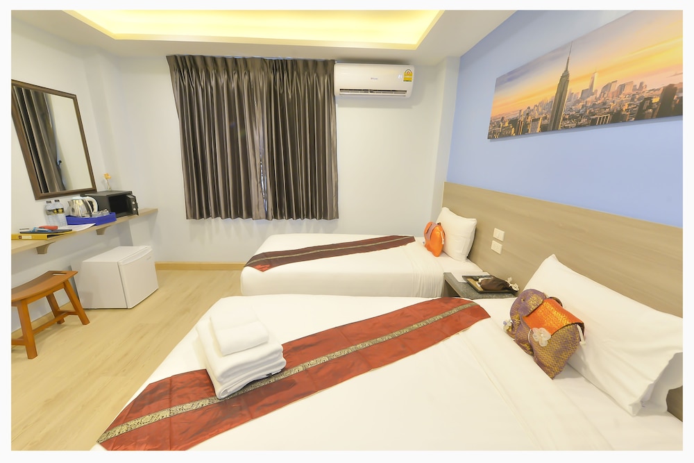 4M Pratunam Hotel 16/57