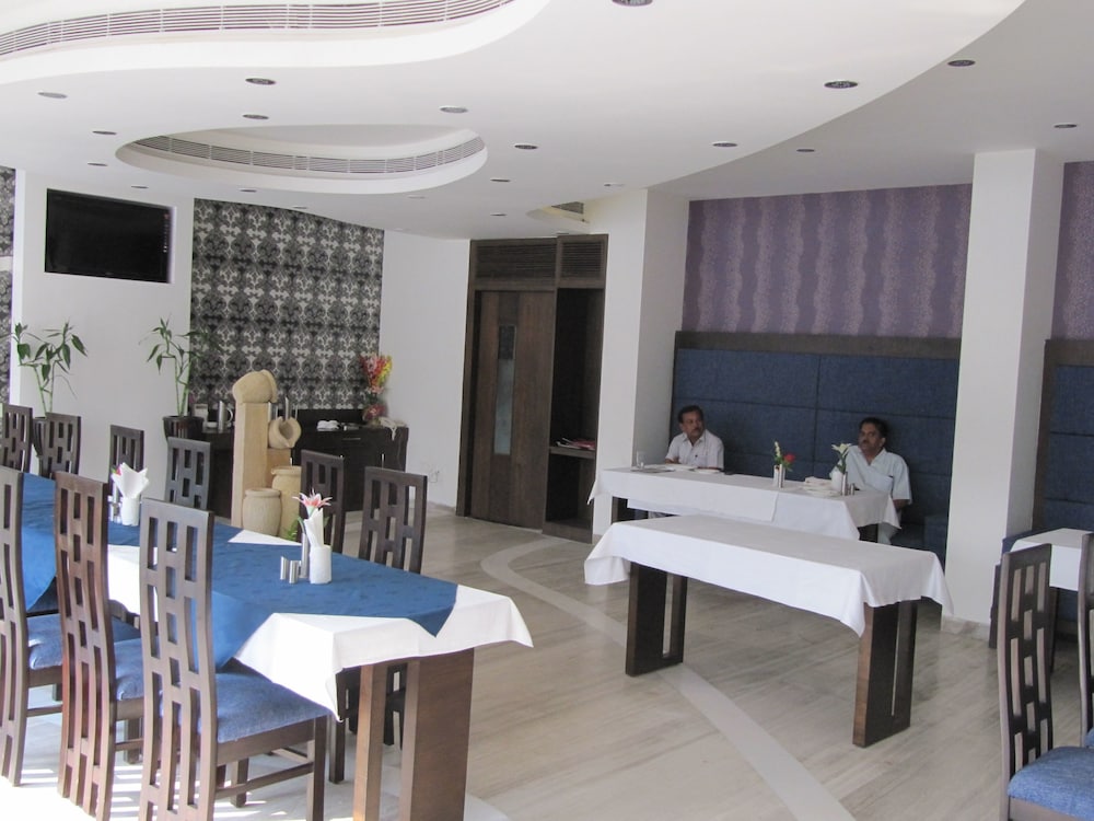 Hotel Taj Resorts 17/23