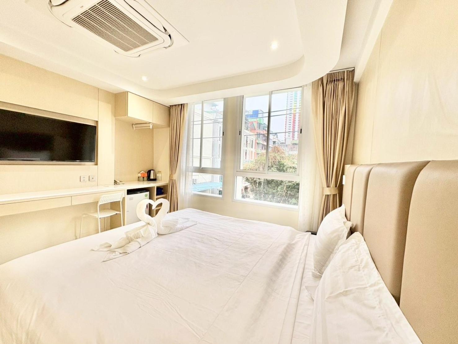 ABC QQ Hotel 26/38