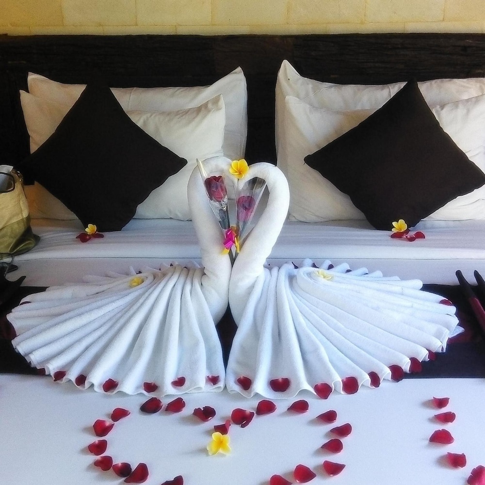 GINO FERUCI VILLA UBUD 35/46