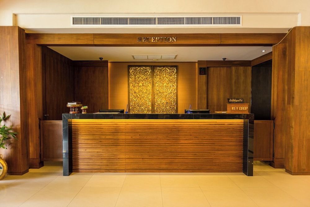 Asia Hotels Group (Poonpetch Hotel) 6/63
