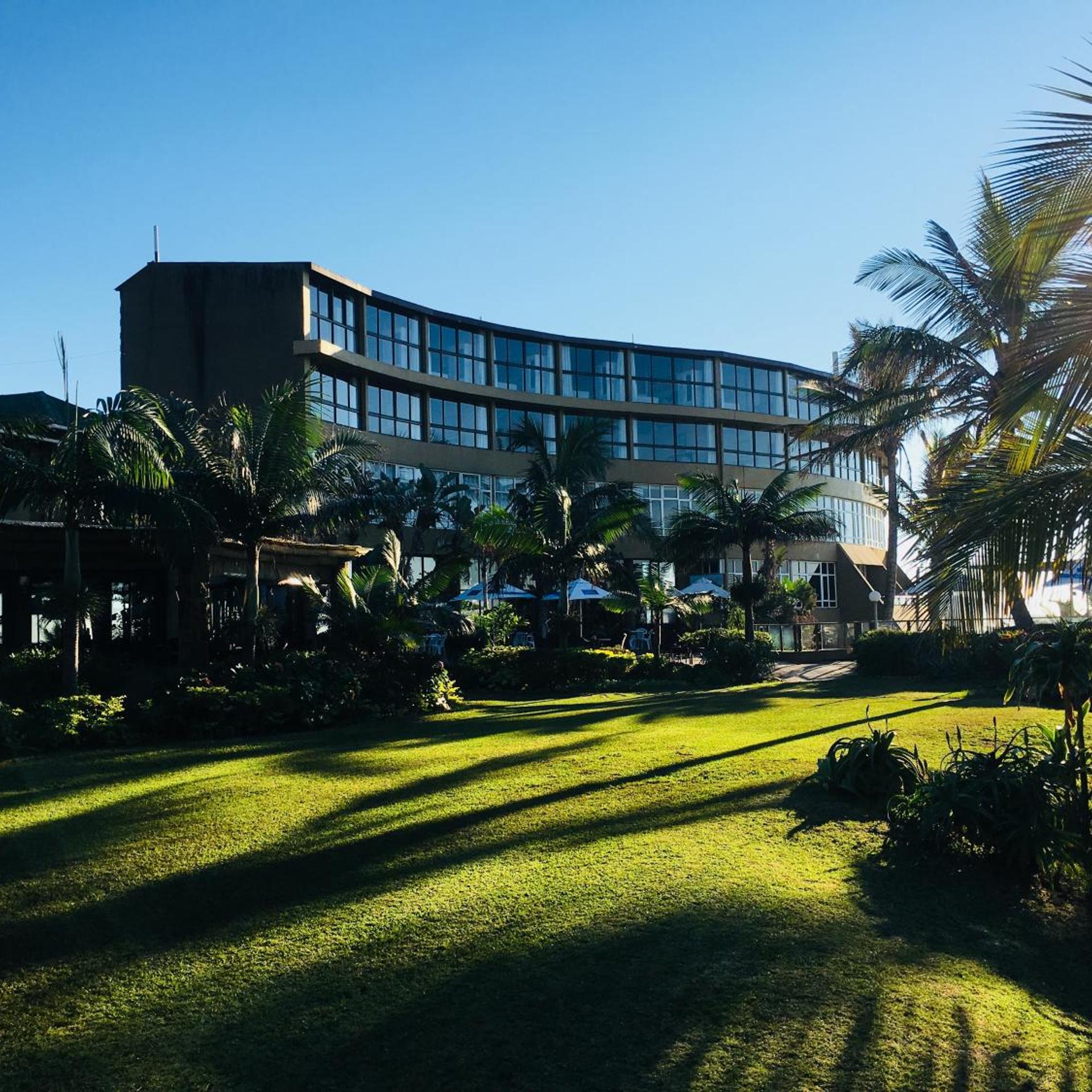 Salt Rock Hotel 3/40