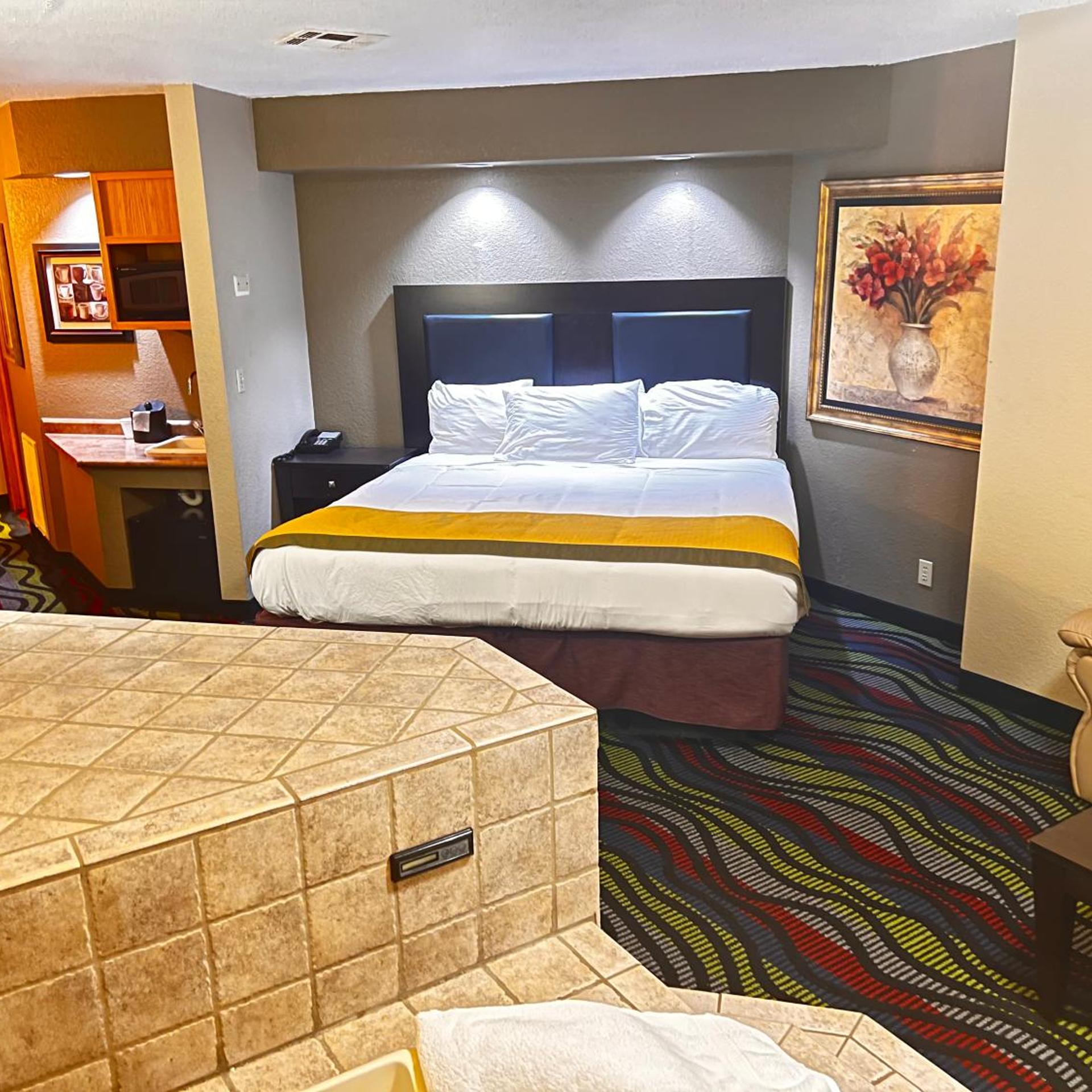 Executive, Suite