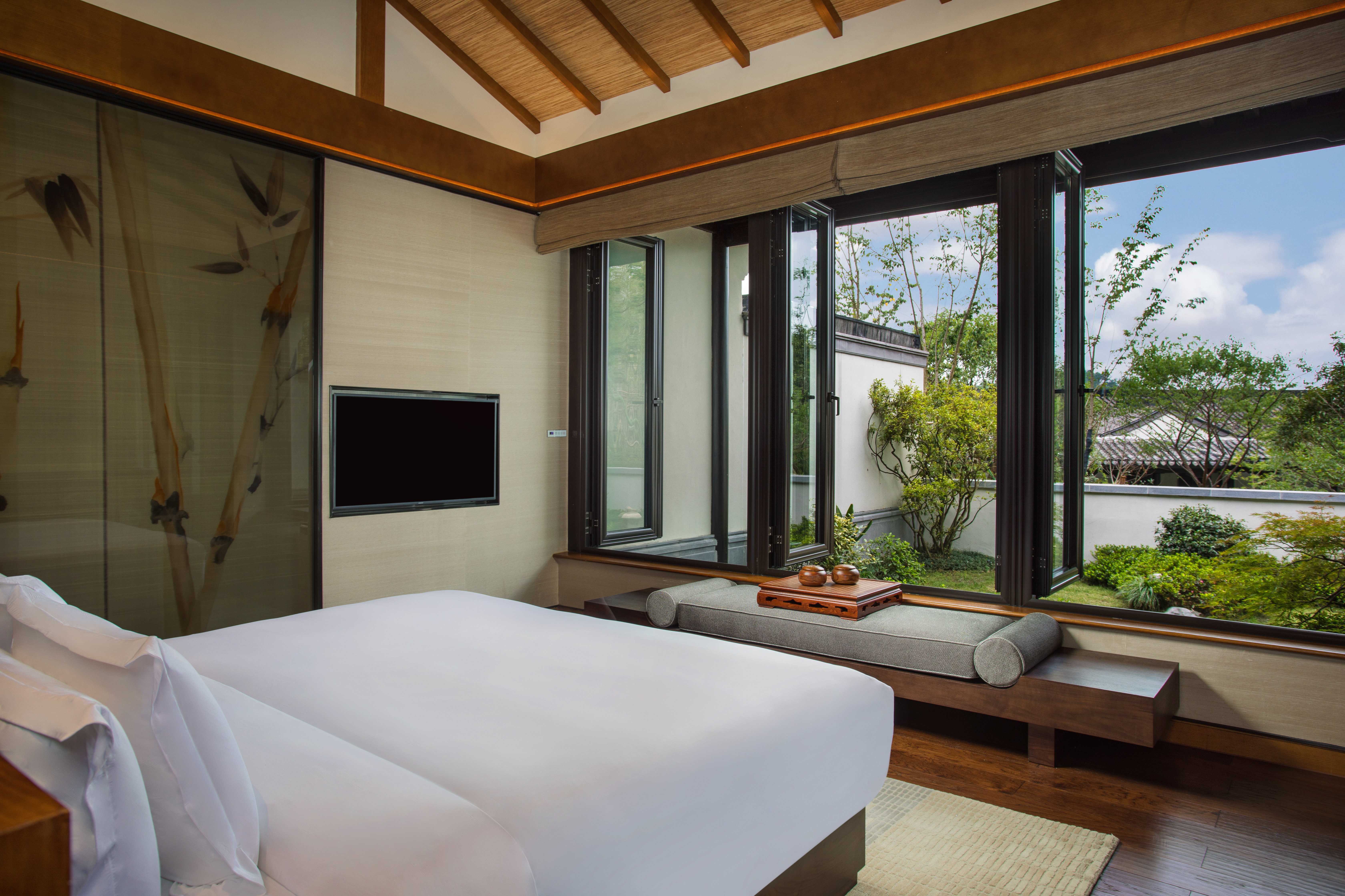Banyan Tree Anji 10/50