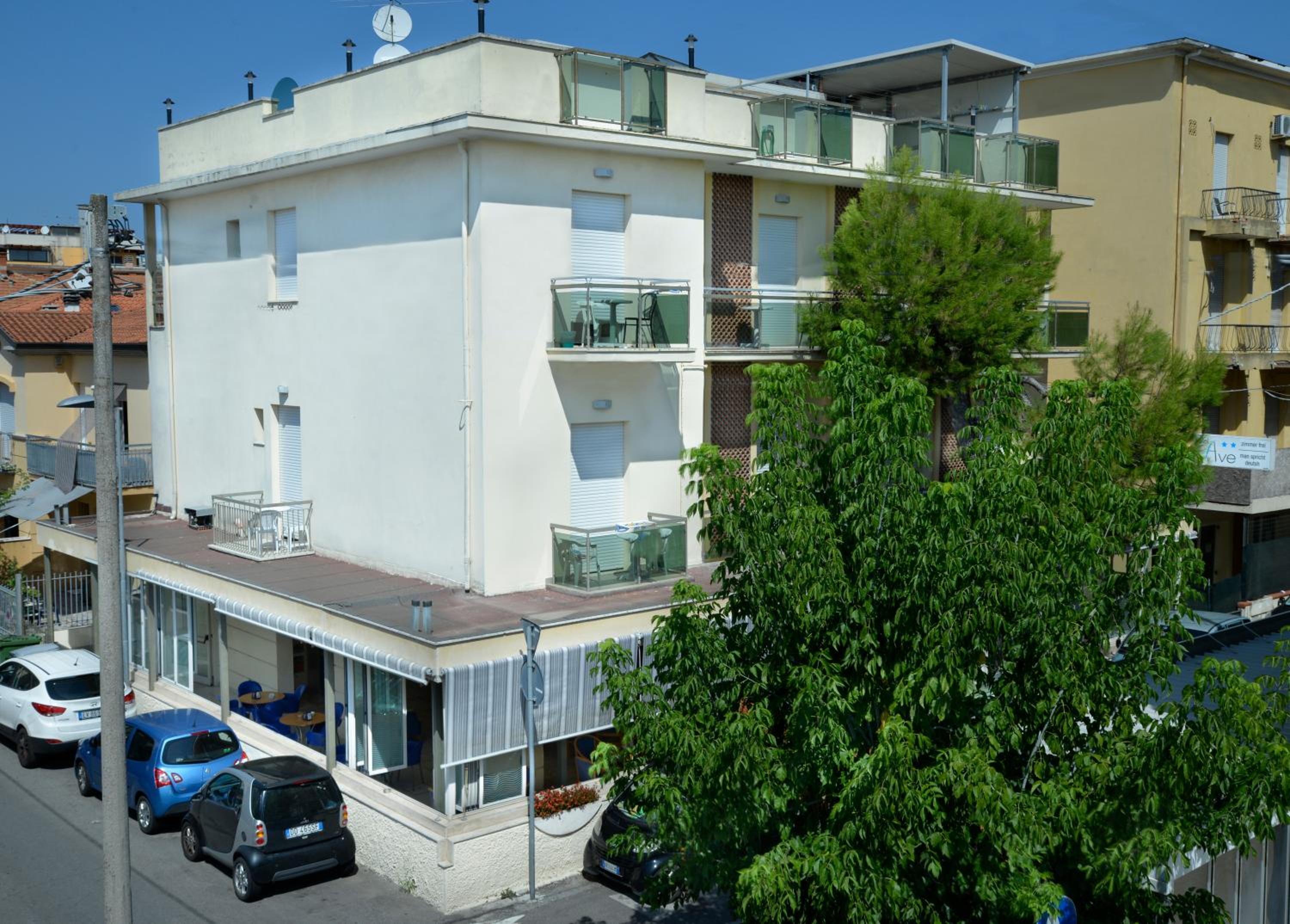 Hotel Ave 6/50