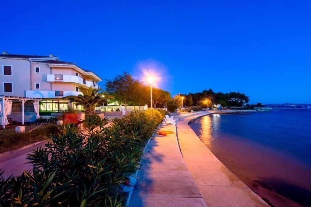 Hotel Laguna 36/42