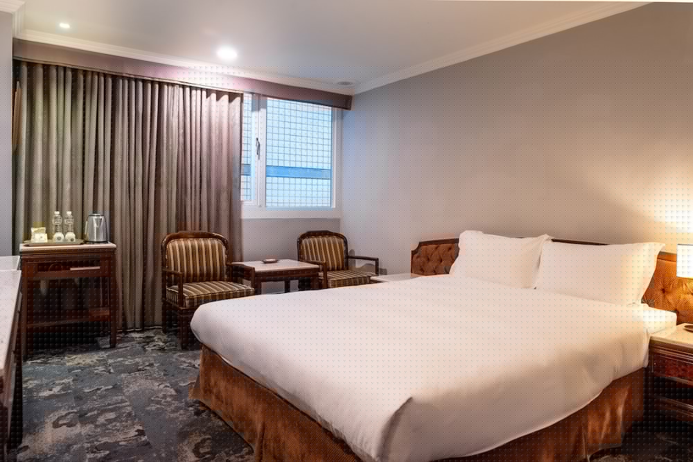 Chiayi King Hotel 24/65