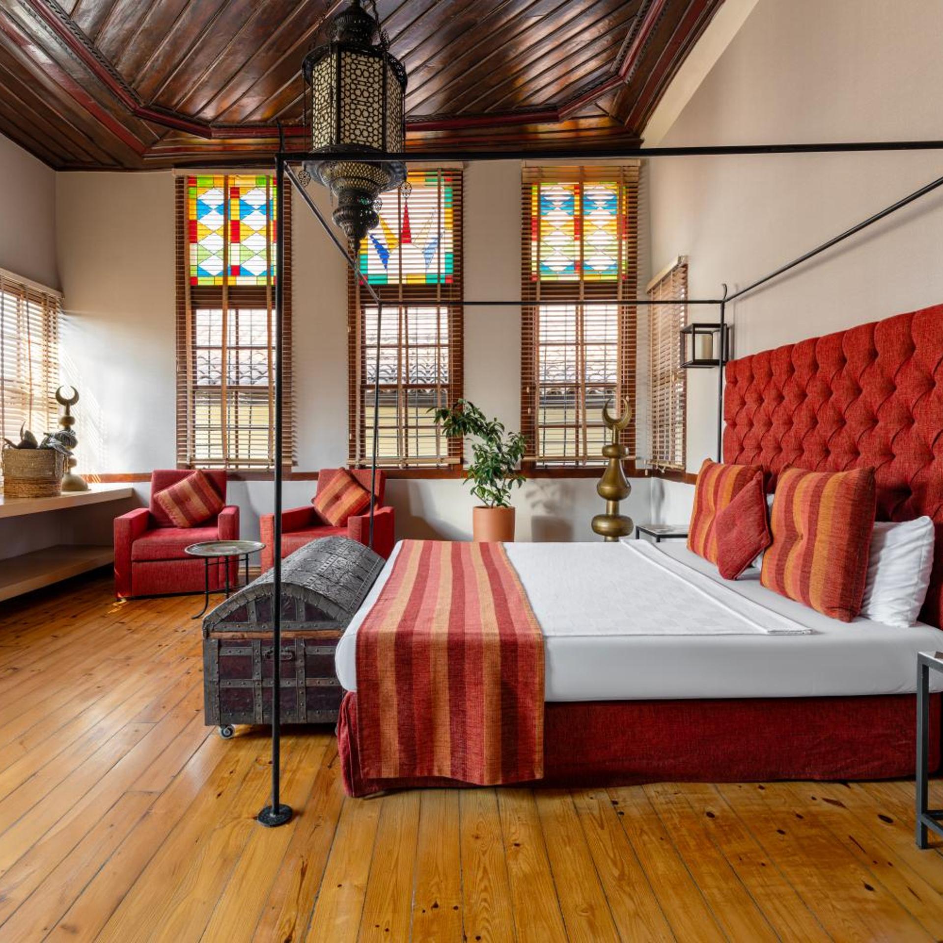 Ottoman Suite