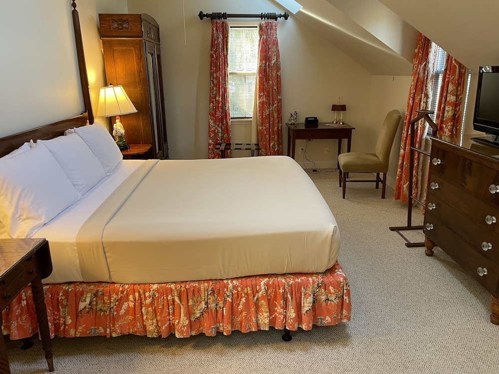 1 Bedroom, Suite, Queen Bed
