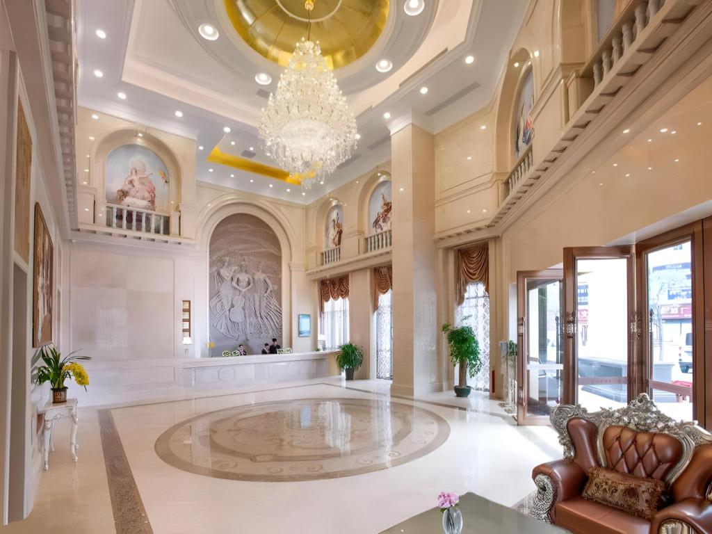 Vienna International Hotel (Zhongshan Torch Center Branch) 6/42