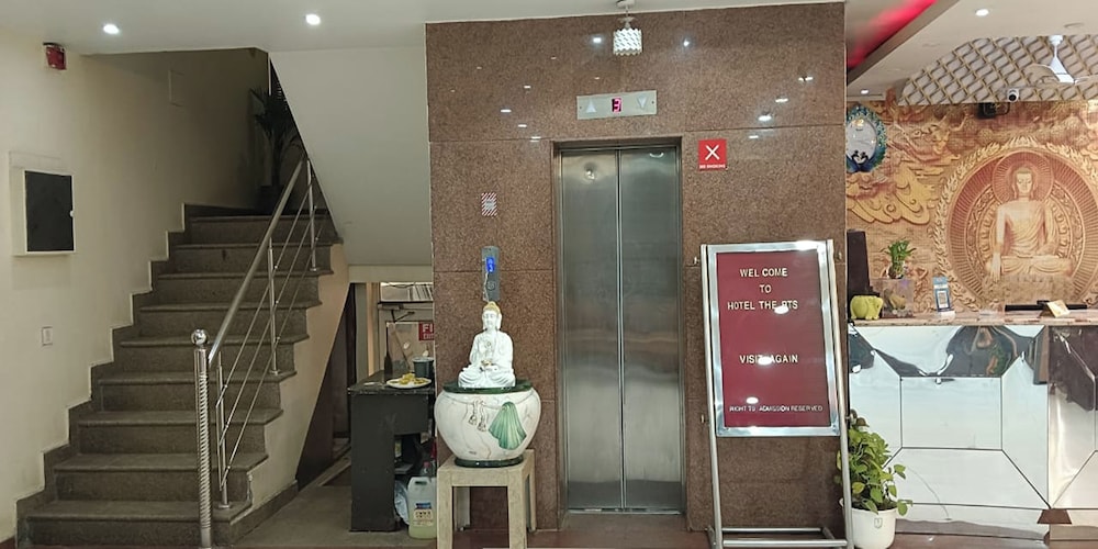 Hotel The RTS, New Delhi 6/50