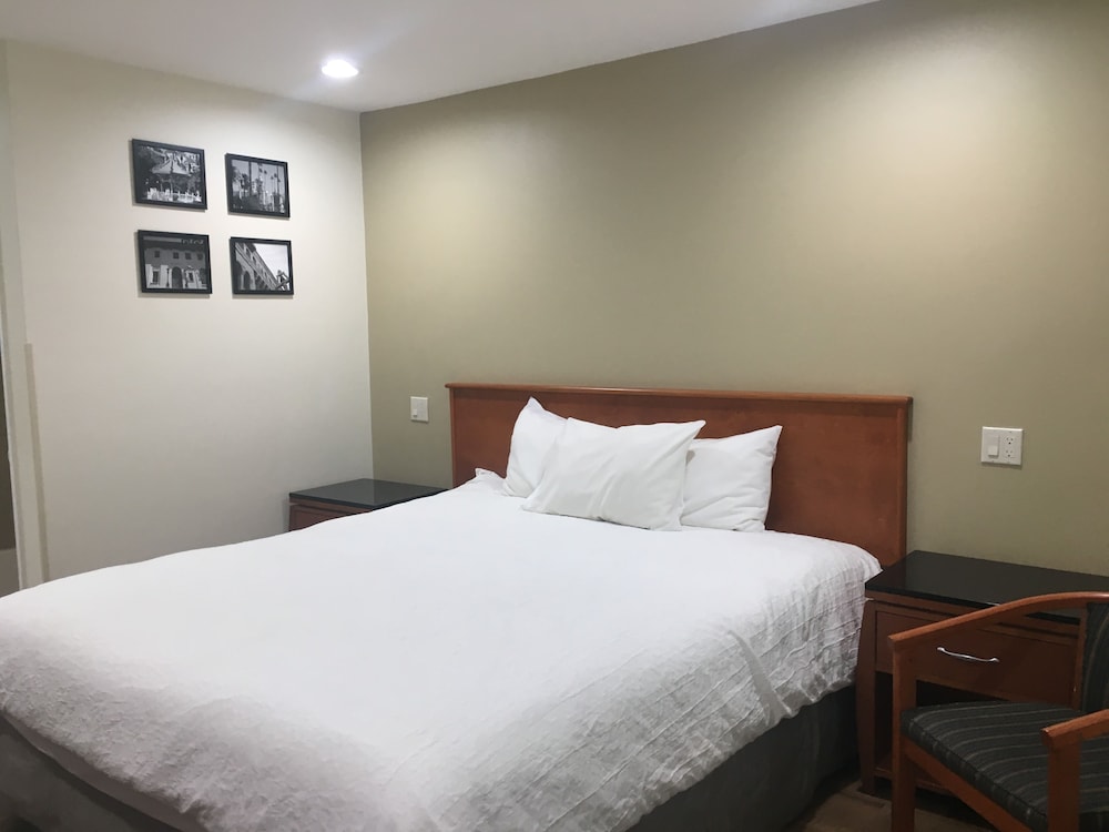 Simply Home Inn Suites 21/46