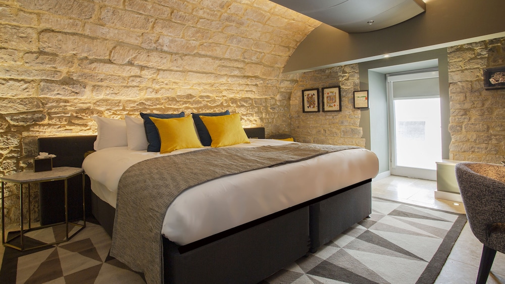 Inner, Premium, King Bed