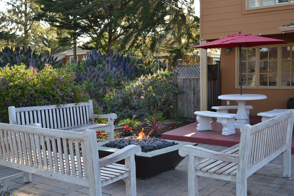 Sunset Inn 37/58