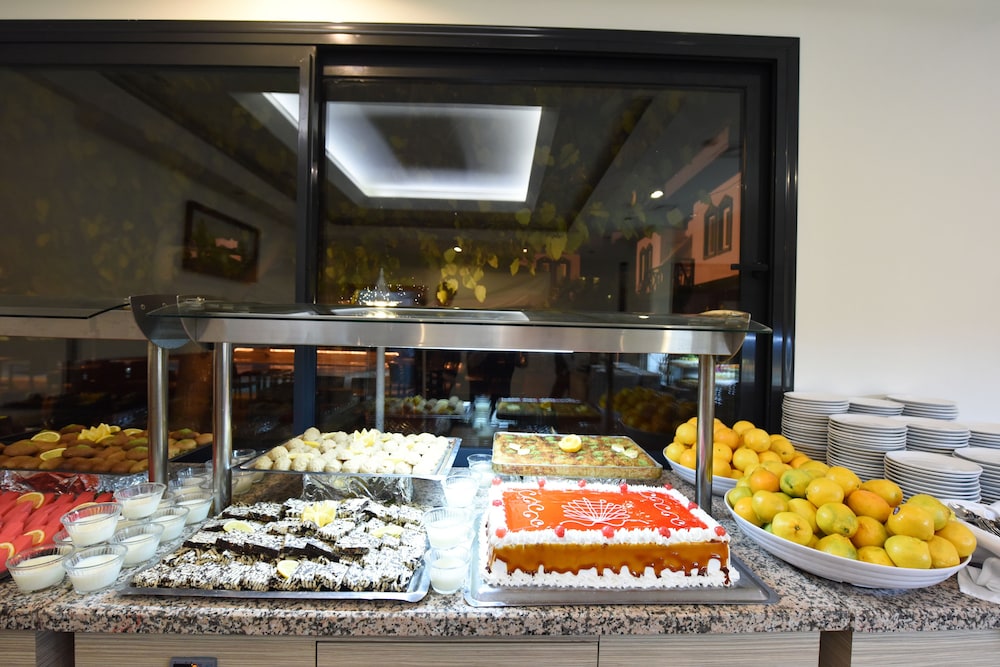 Herakles Thermal Hotel 27/57