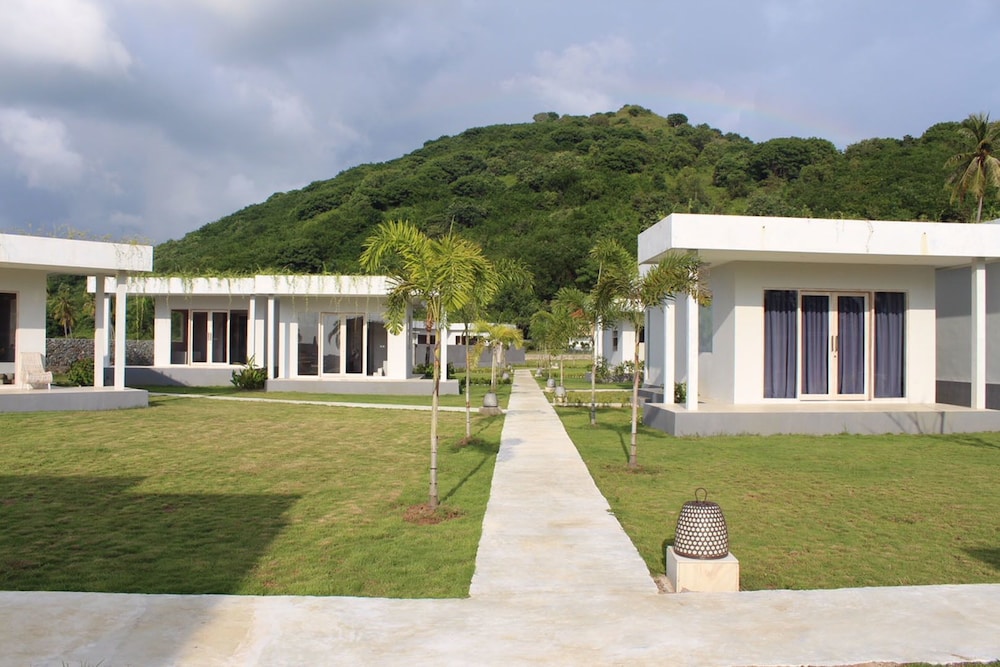 The Suites Lombok 35/50