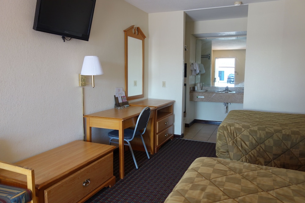 VIP Inn and Suites 14/40