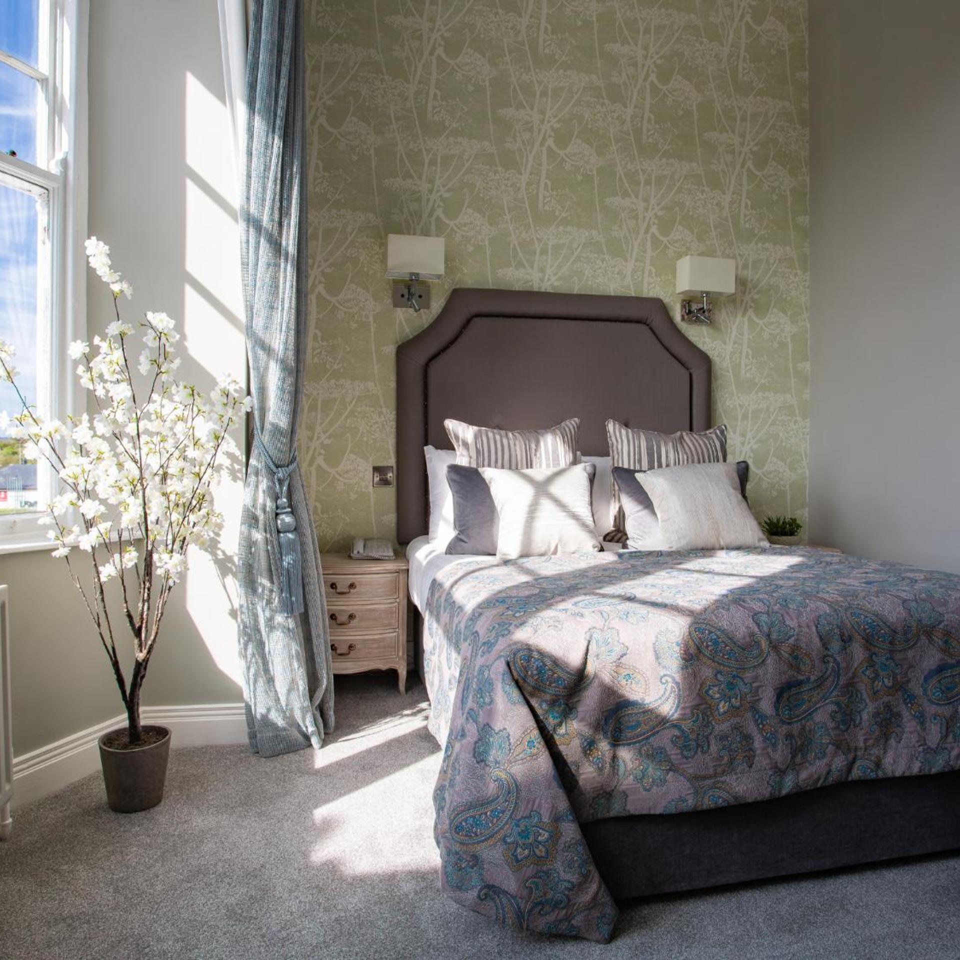 BUDGET, DOUBLE BED