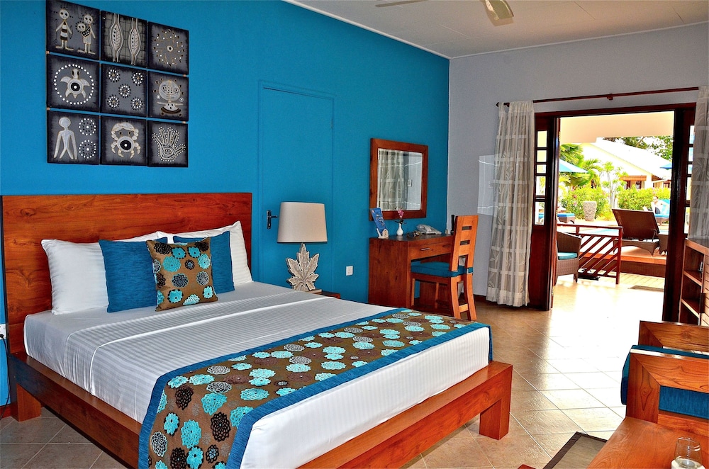 Villas De Mer Hotel 35/71