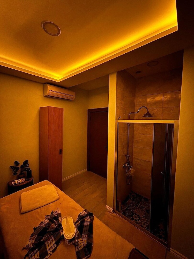 Galata Greenland Hotel 25/50