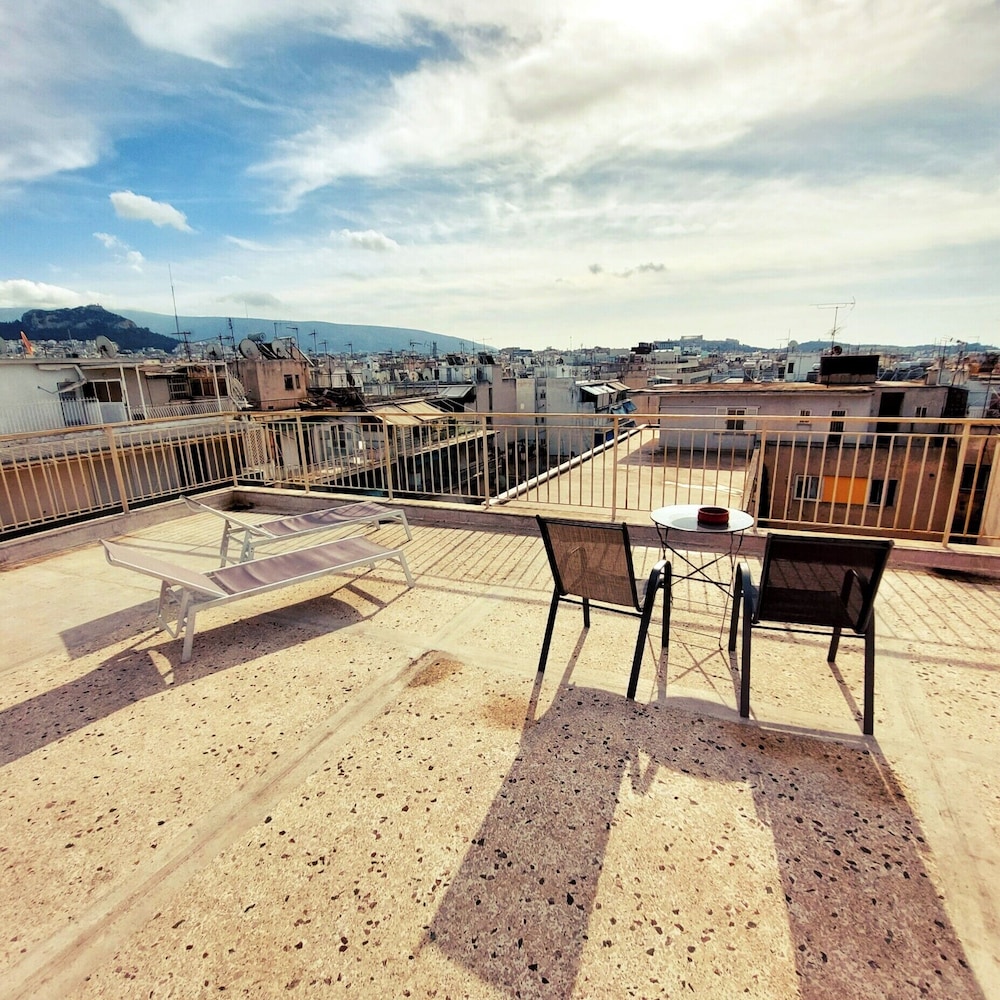 Acropolis View Dream Hostel 35/38