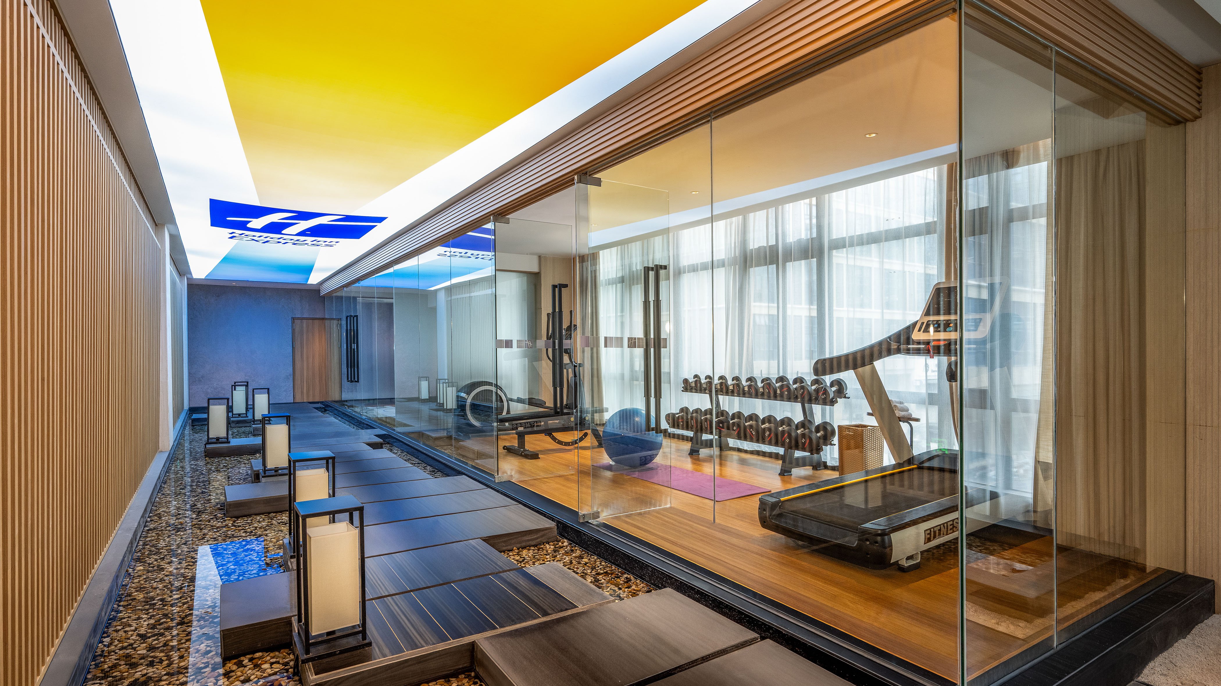 Holiday Inn Express Guangzhou Baiyun Airport T2 by IHG 17/23