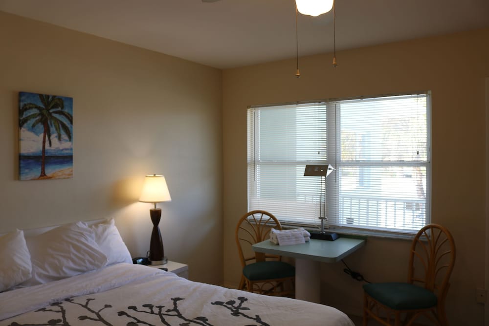 Miramar Resort 10/50