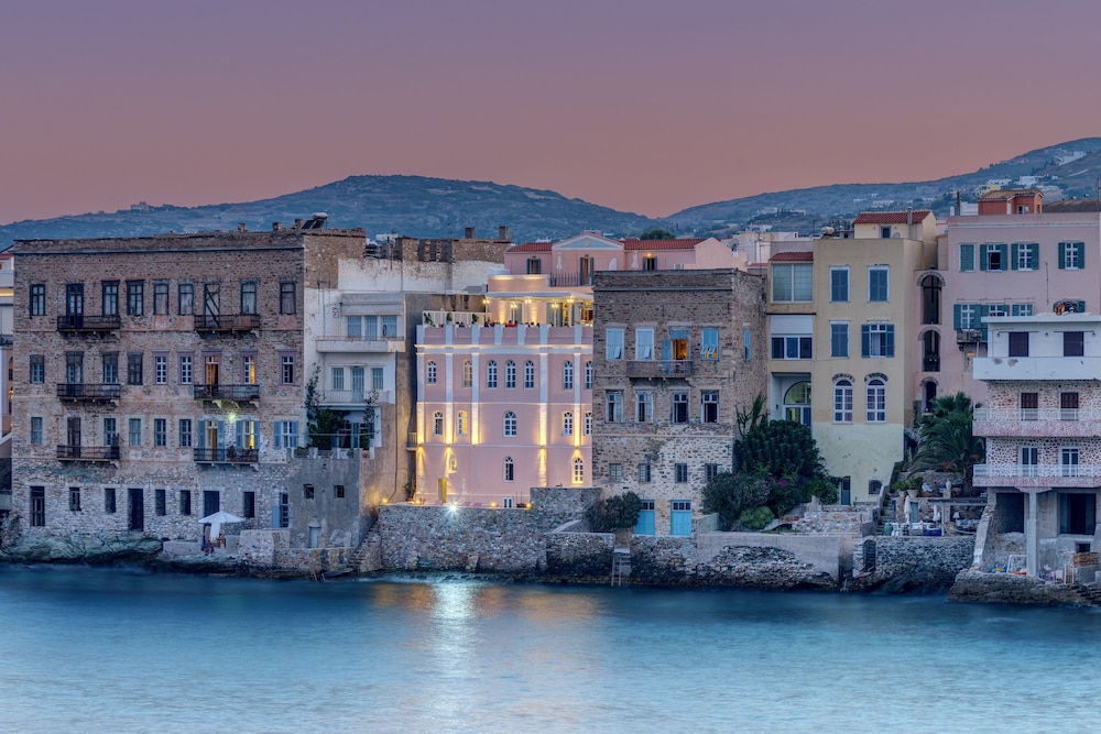 Apollonion Palace 56/71