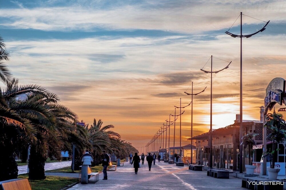 Batumi Real Lux 35/50
