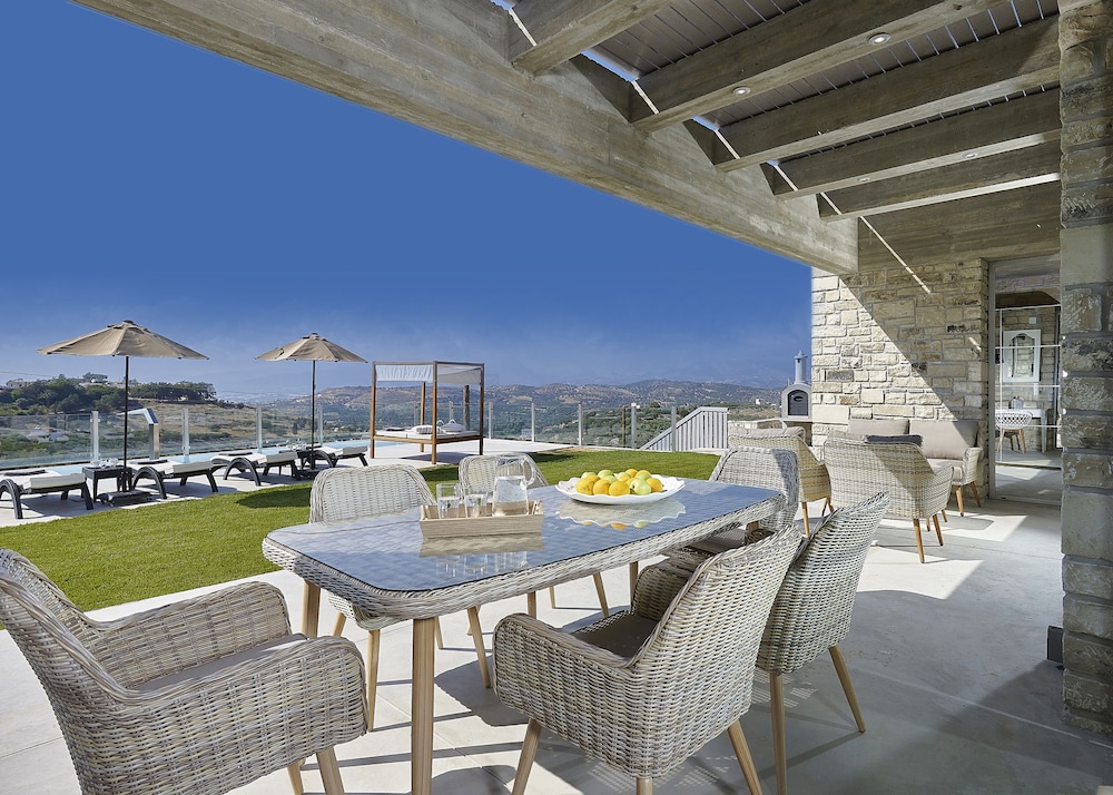 Kouros & Kori Villas 21/49