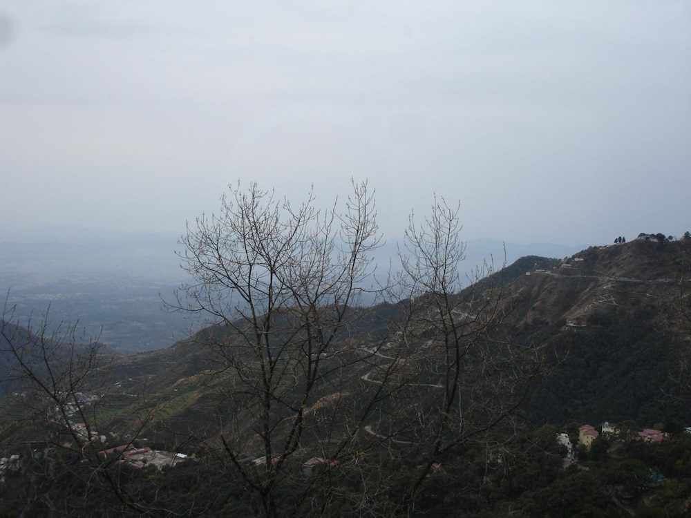 Honeymoon Inn Mussoorie 38/42