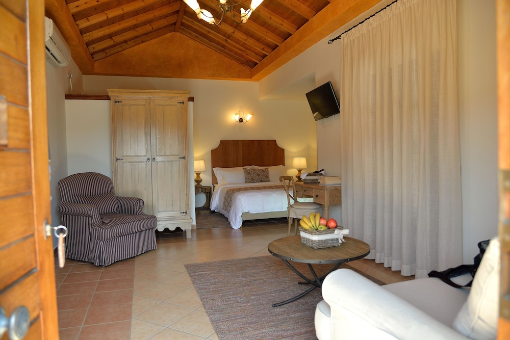 Liotrivi Historical Mansion & Boutique Hotel 50/71