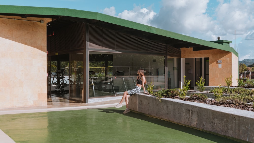 Travelers Rio Verde Living Suites 42/50