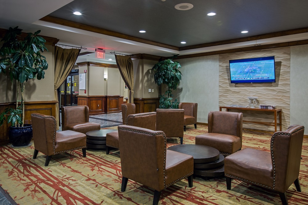 Crowne Plaza Newark Airport 40/50