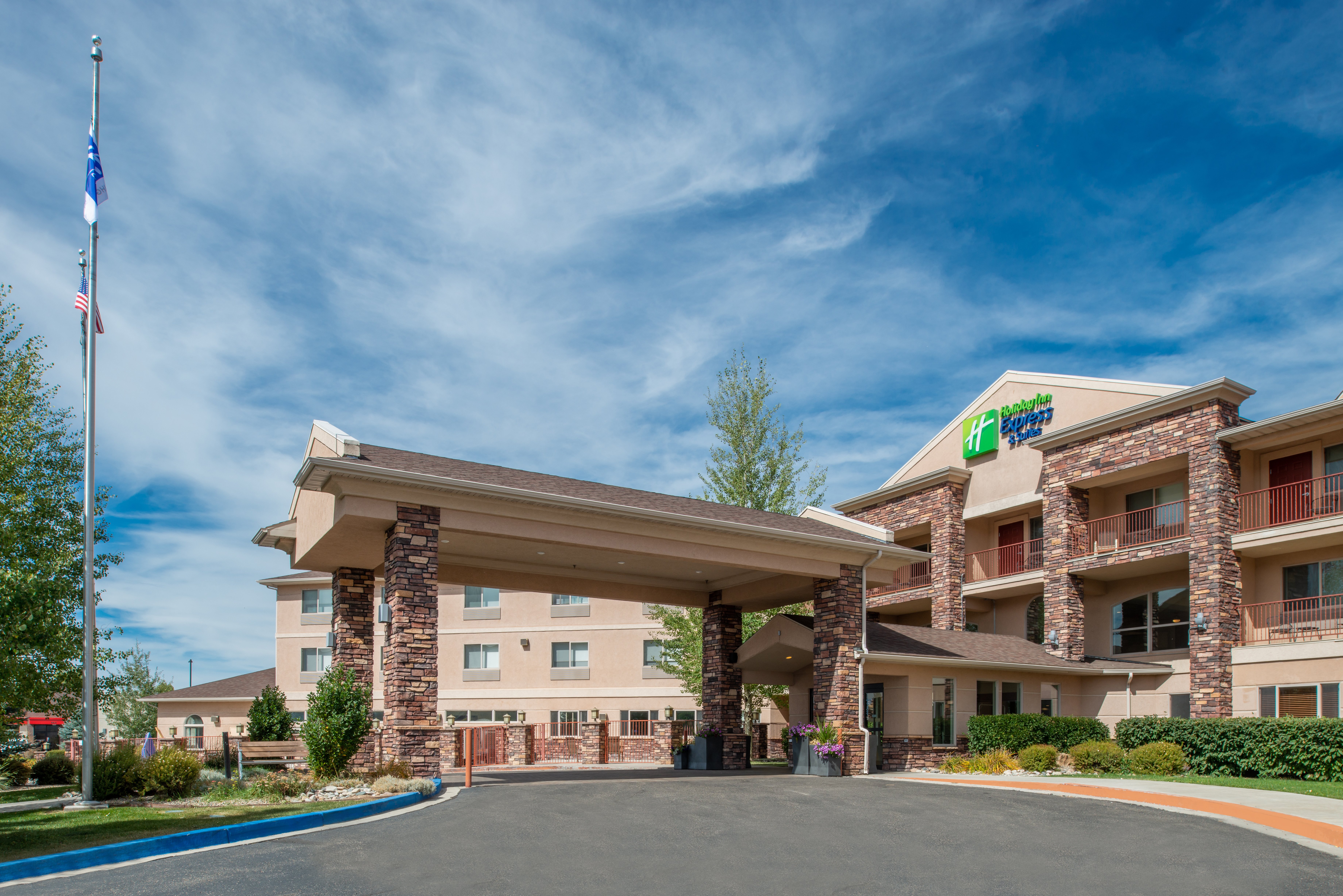 Holiday Inn Express Hotel And Suites Gunnison 71/73