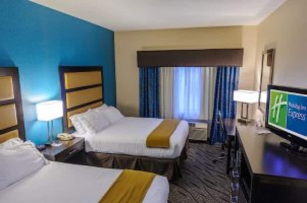 Holiday Inn Express Ludlow 9/50