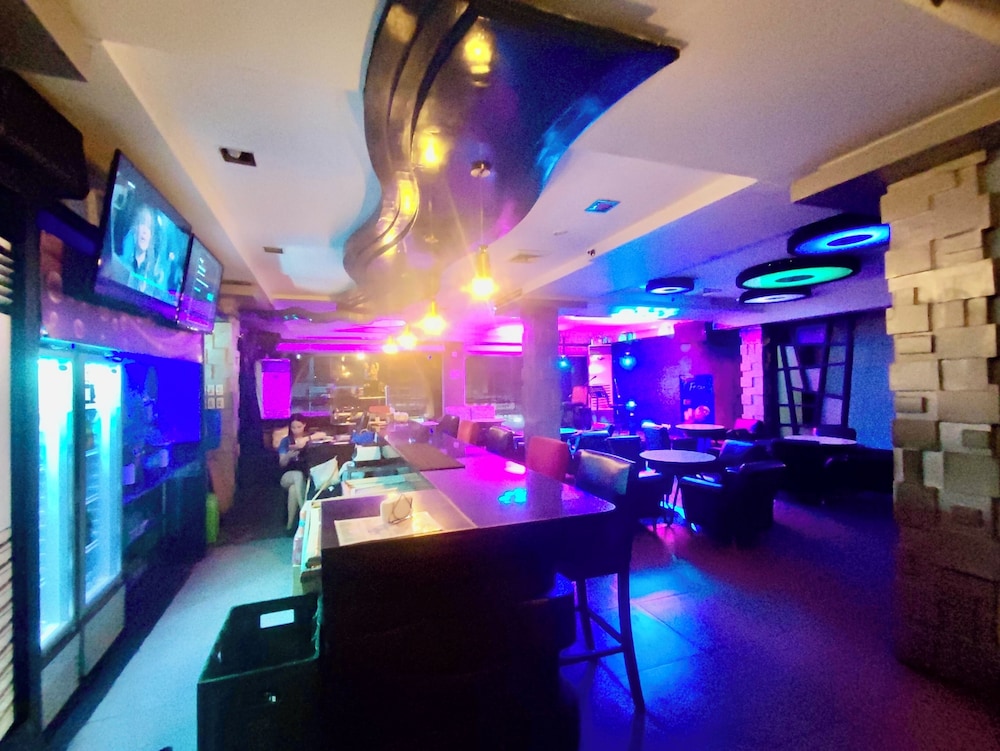 Mo2 Westown Hotel Bacolod - Downtown 36/43
