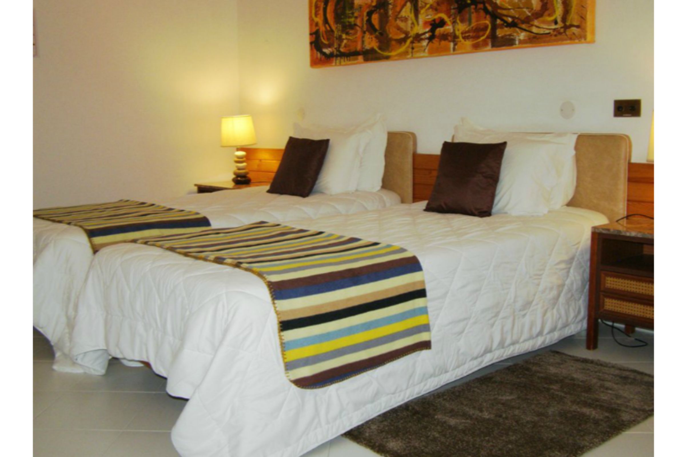 Algar Apartments 9/27