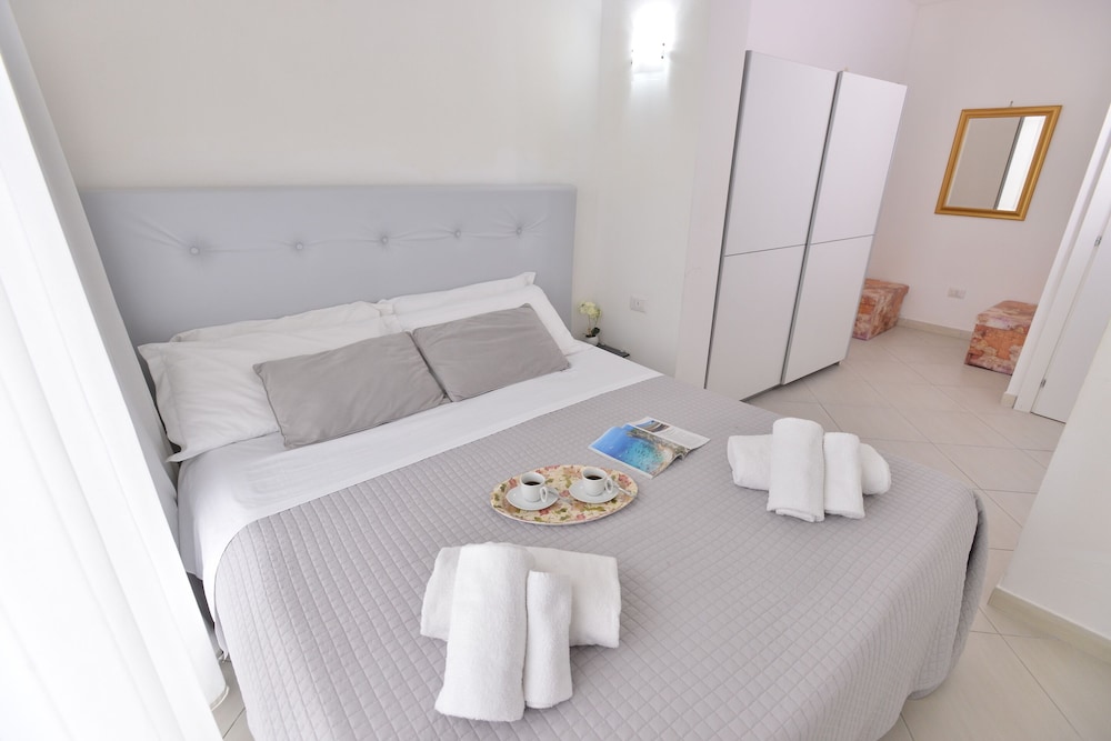 Izzhome Pula Mille Apartment 4/12