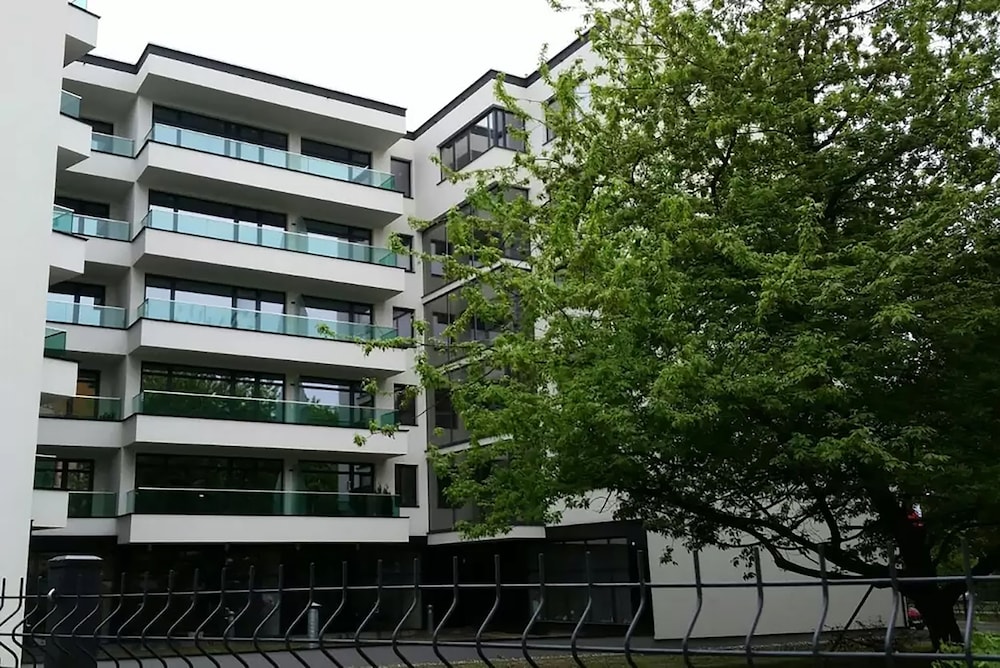 InPoint Smart Apartments 2/73