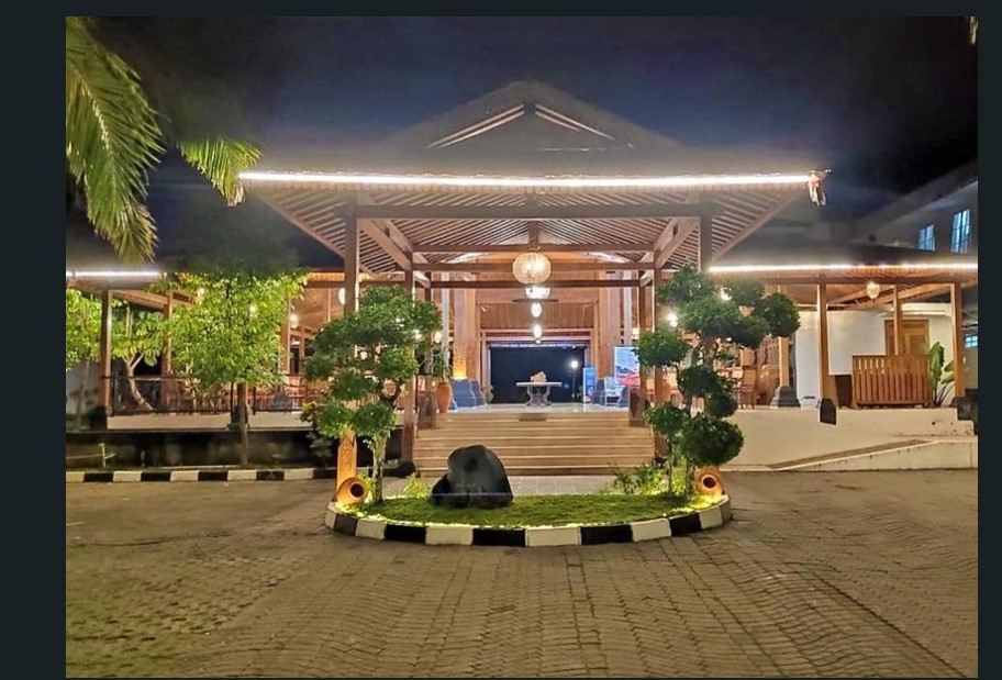Al Azhar Azhima Hotel Resort and Convention 17/18