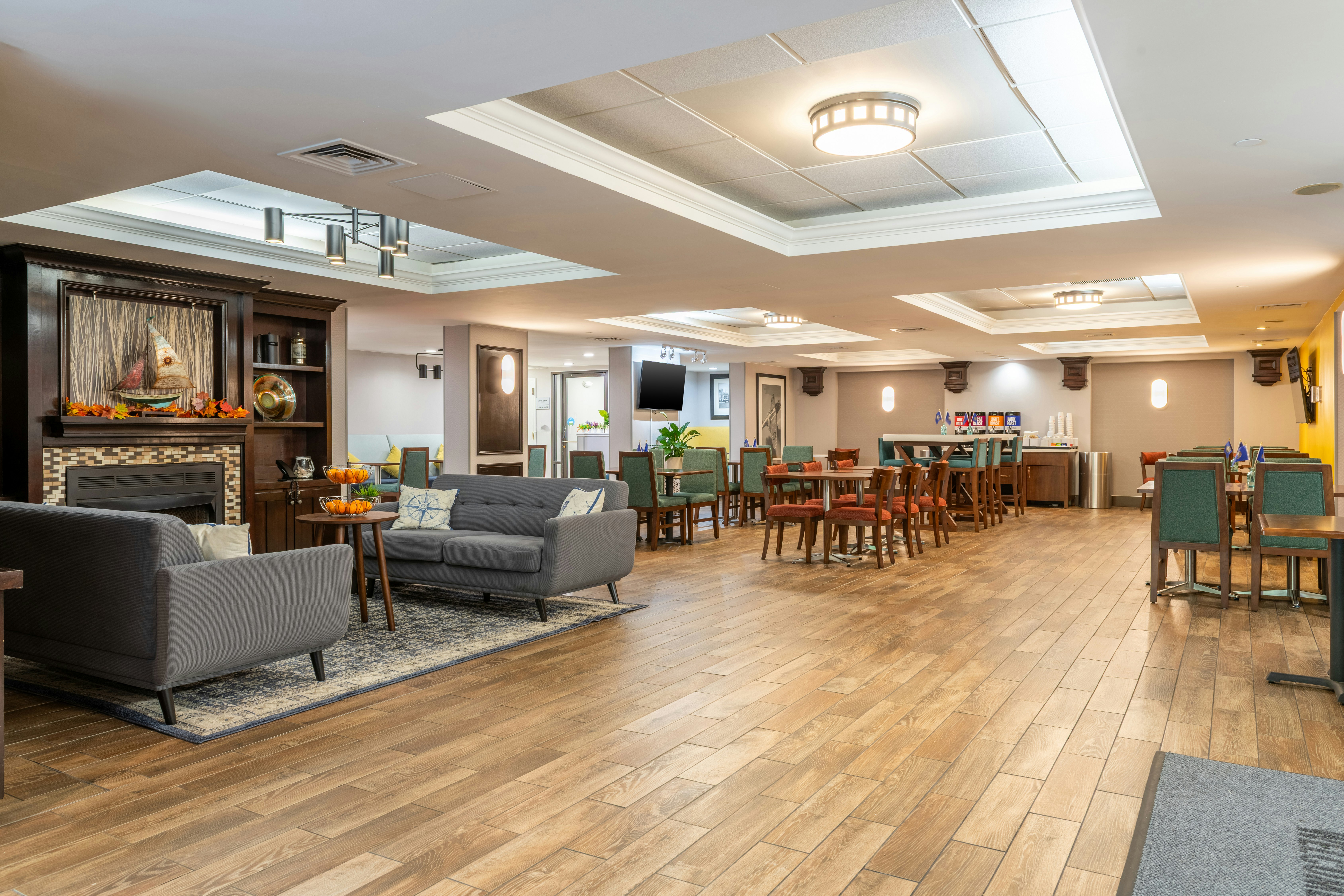 Hampton Inn Portsmouth Central 27/45