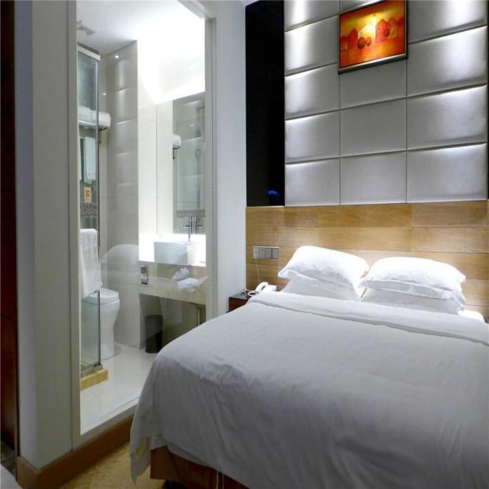 Superior Hotel (Guangzhou Yingbin No.1) 11/19