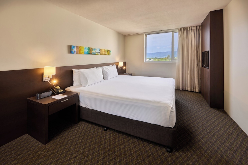 1 Bedroom, Suite, King Bed, Sofa
