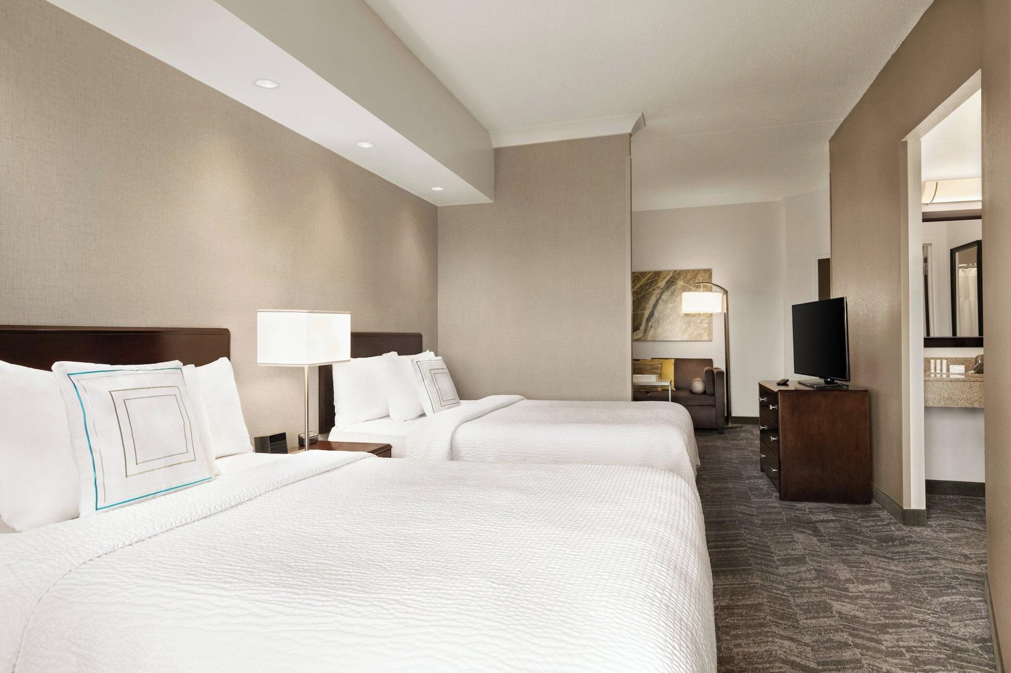 Suite, Multiple Beds
