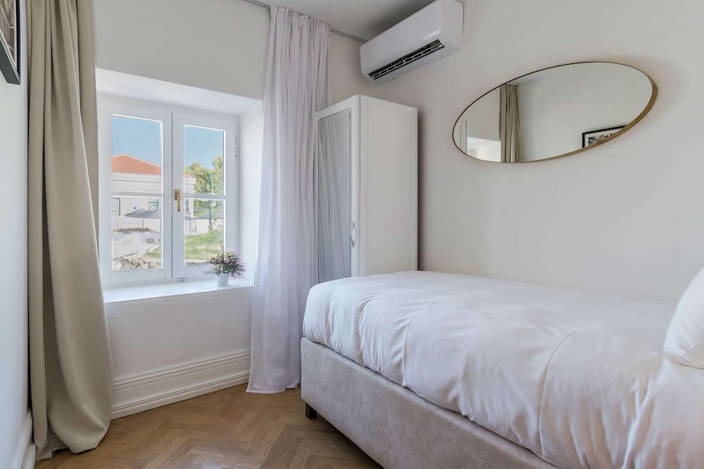 Brown Beach House Design Hotel 16/75