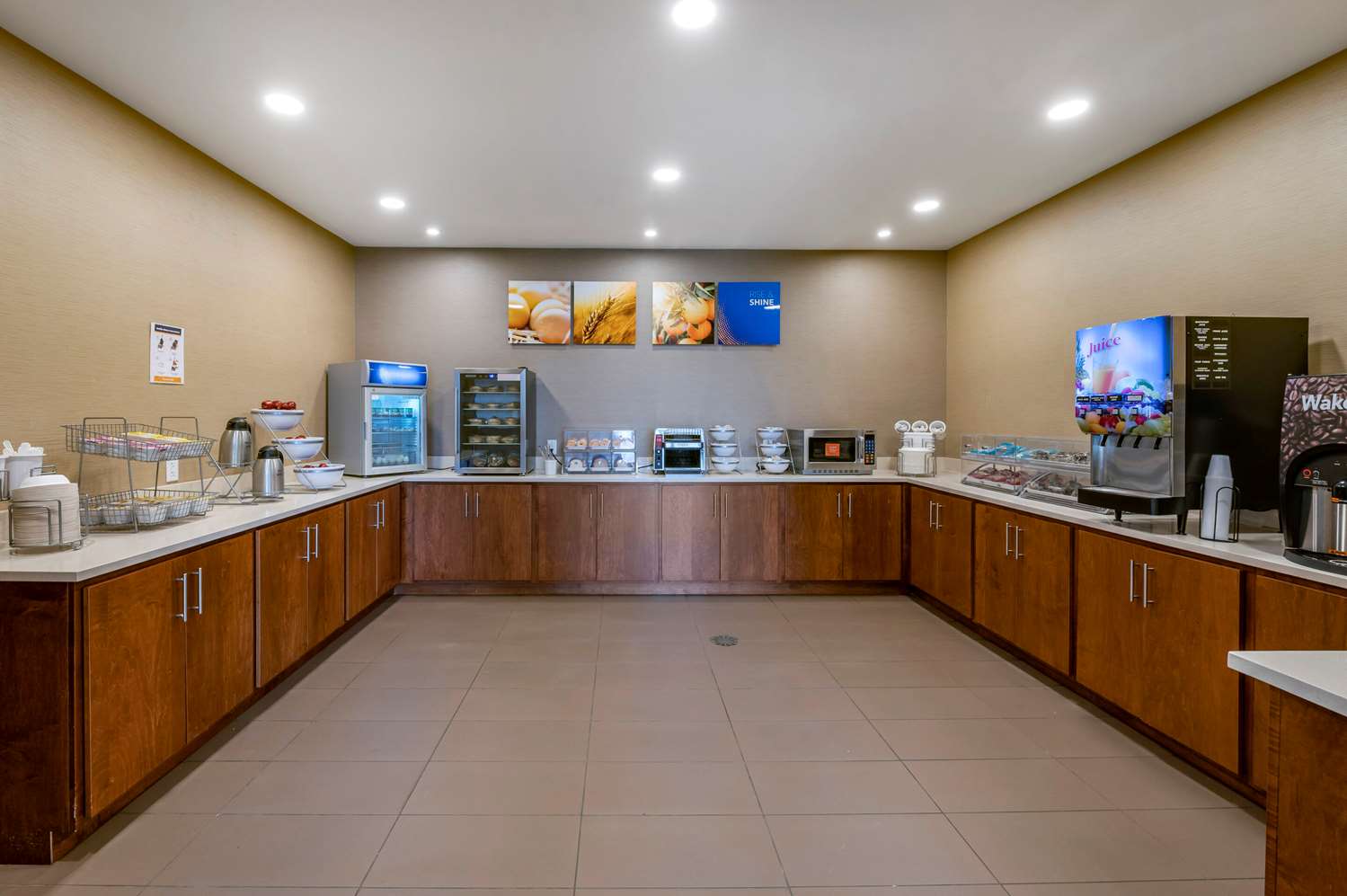 Comfort Suites Columbus Airport 19/43