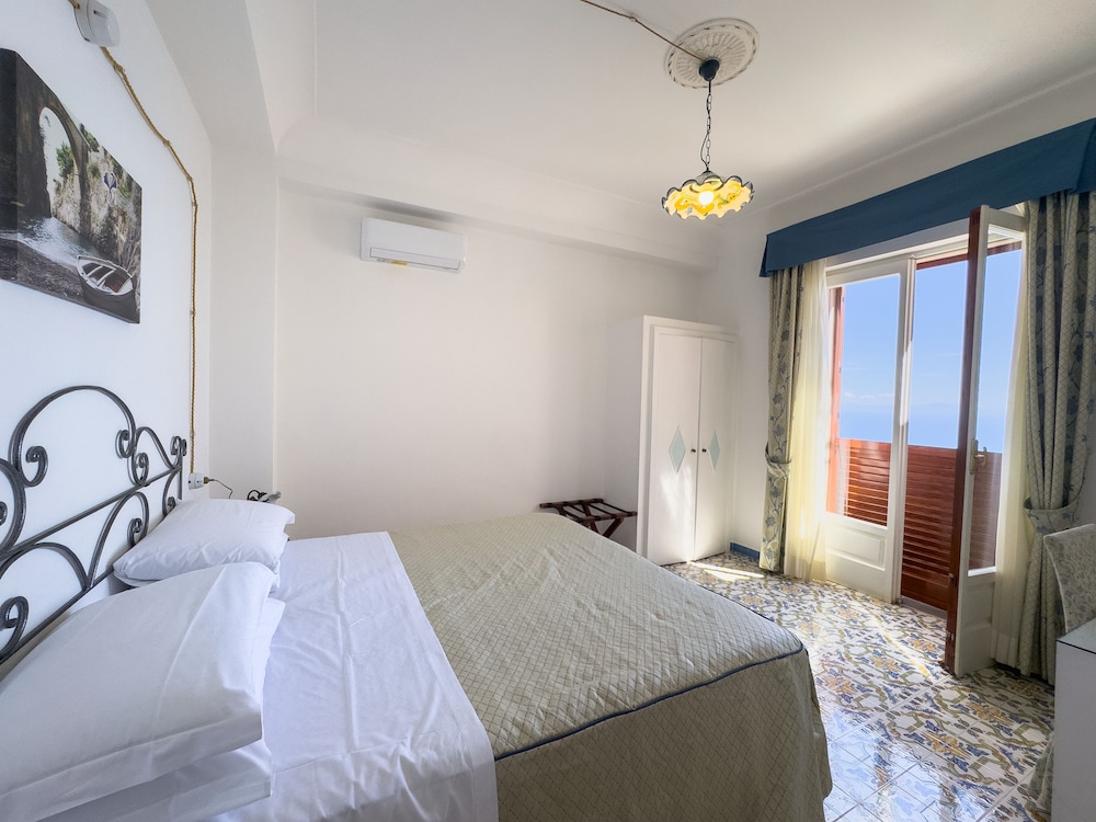 Standard, Double Bed, Ocean Front, Sea View