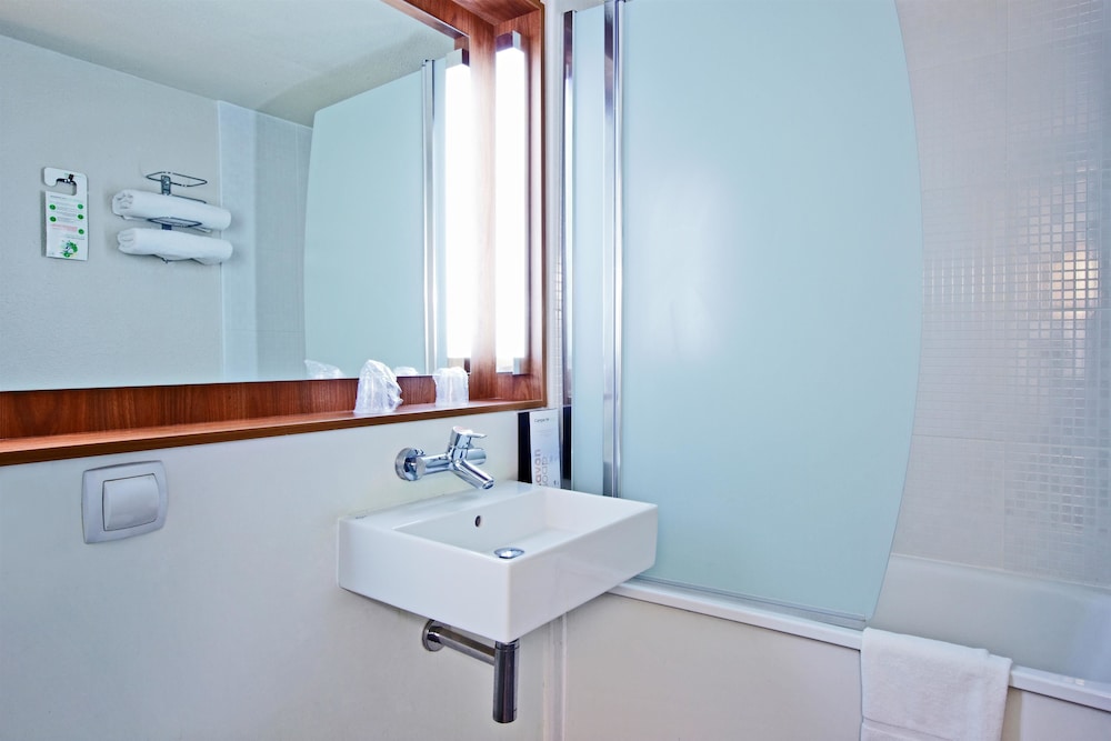 Hotel Campanile Montargis Amilly 13/64